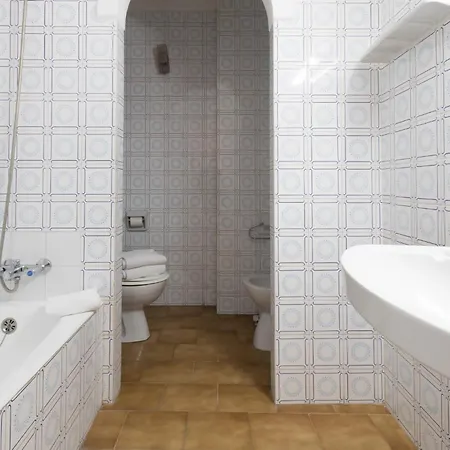 Orosol 2 By Typic Appartement *